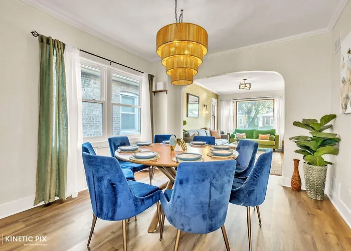 Sleeps 10 + Coffee Bar + Game + Train To Chgo Brookfield